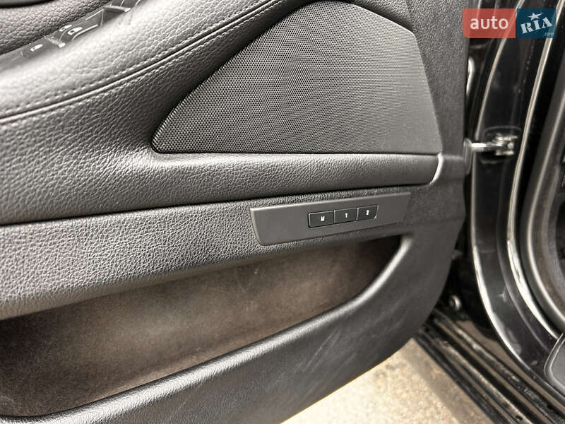 Седан BMW 5 Series 2014 в Києві