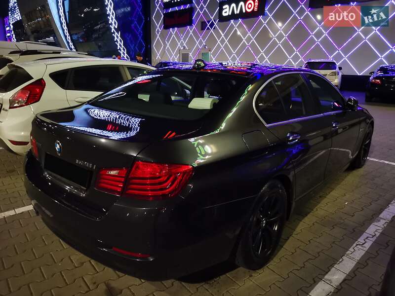 Седан BMW 5 Series 2014 в Києві