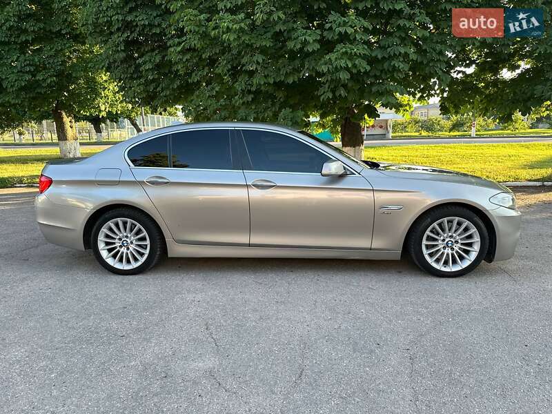 Седан BMW 5 Series 2012 в Золотоноше