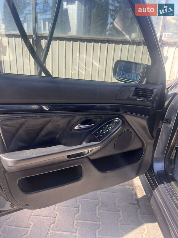 Седан BMW 5 Series 1999 в Тернополі