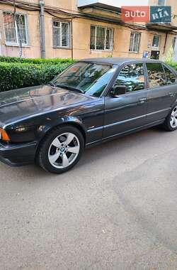 Седан BMW 5 Series 1993 в Одесі