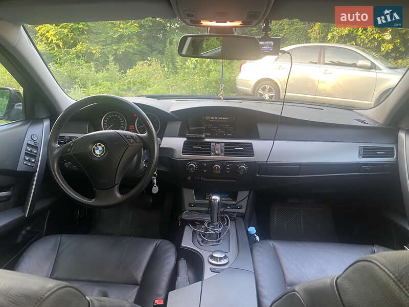 Седан BMW 5 Series 2005 в Киеве