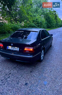 Седан BMW 5 Series 1999 в Киеве