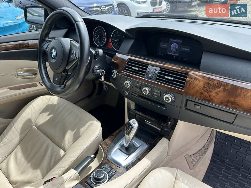 Седан BMW 5 Series 2009 в Івано-Франківську