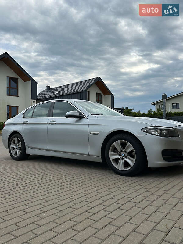 Седан BMW 5 Series 2016 в Виннице
