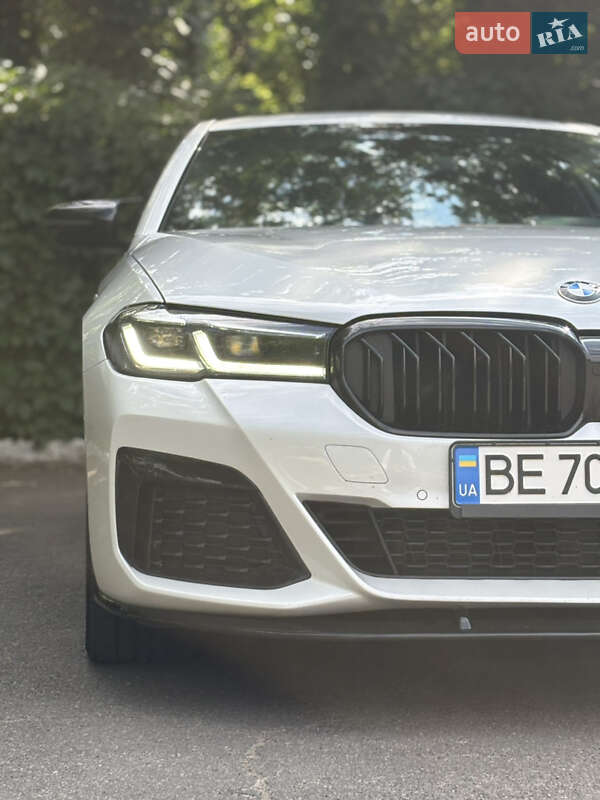Седан BMW 5 Series 2020 в Южноукраїнську