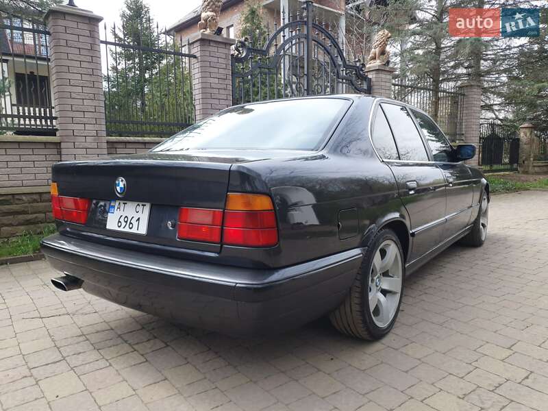 Седан BMW 5 Series 1990 в Ивано-Франковске