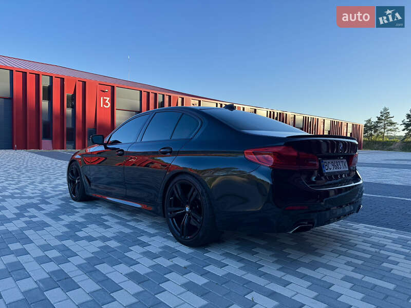 Седан BMW 5 Series 2017 в Львові