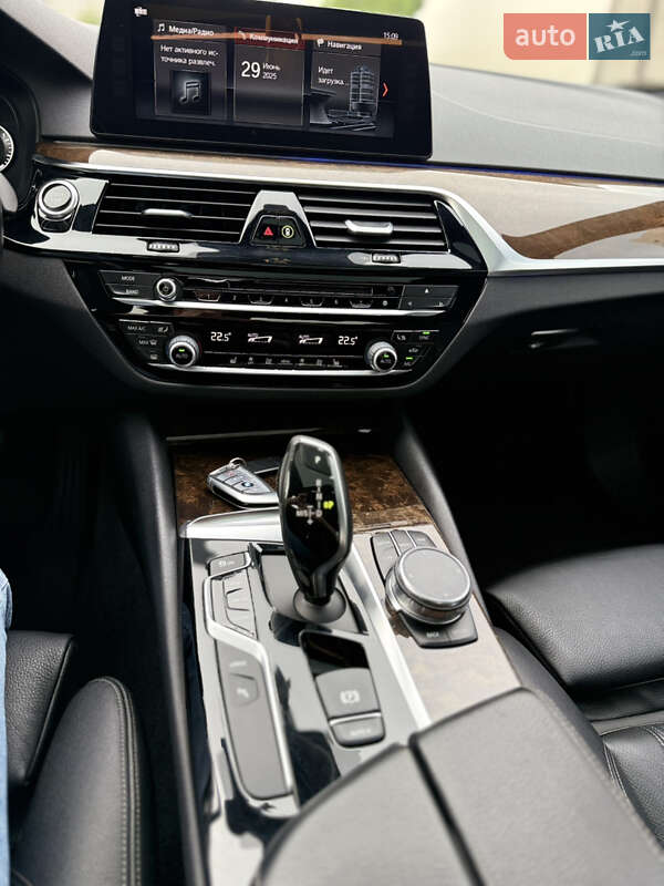 Седан BMW 5 Series 2018 в Києві