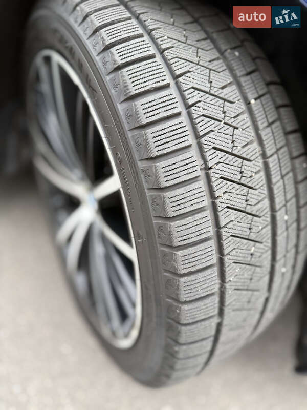 Седан BMW 5 Series 2018 в Києві