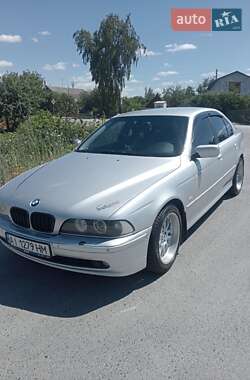 Седан BMW 5 Series 2001 в Ракитном