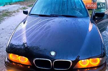 Седан BMW 5 Series 2001 в Каменец-Подольском