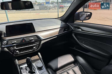 Седан BMW 5 Series 2018 в  фото 47 Седан BMW 5 Series 2018 в