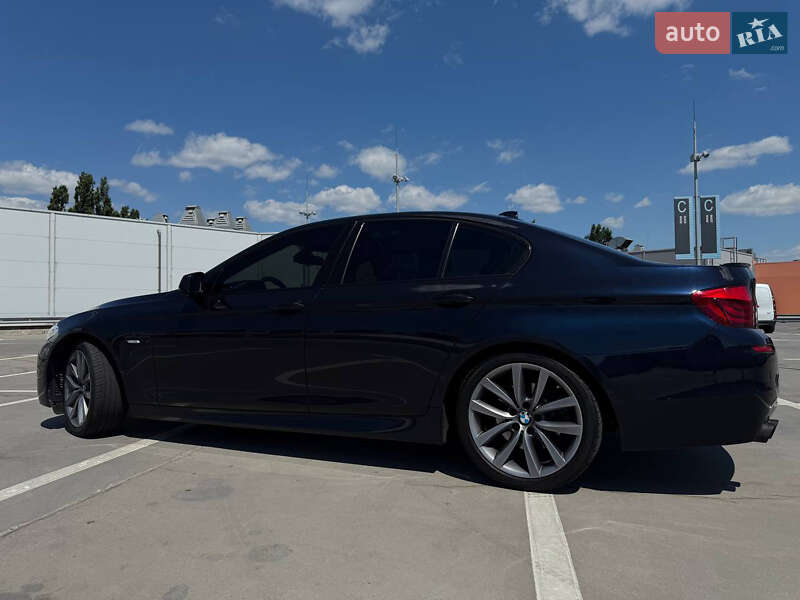 Седан BMW 5 Series 2012 в Киеве