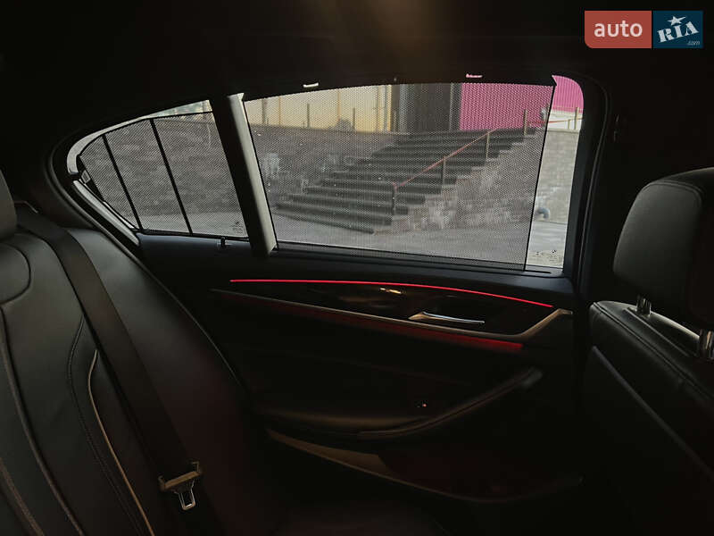 Седан BMW 5 Series 2017 в Чернигове фото 13 Седан BMW 5 Series 2017 в Чернигове