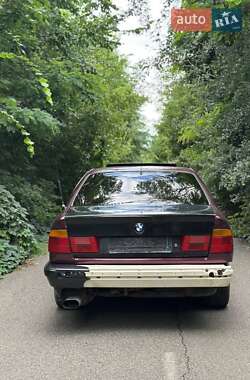 Седан BMW 5 Series 1992 в Дніпрі