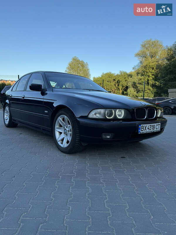 BMW 5 Series 2000