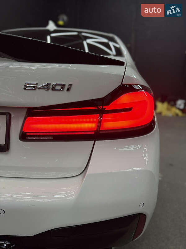 Седан BMW 5 Series 2017 в Києві