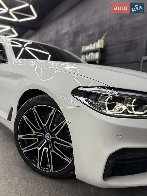 Седан BMW 5 Series 2017 в Києві