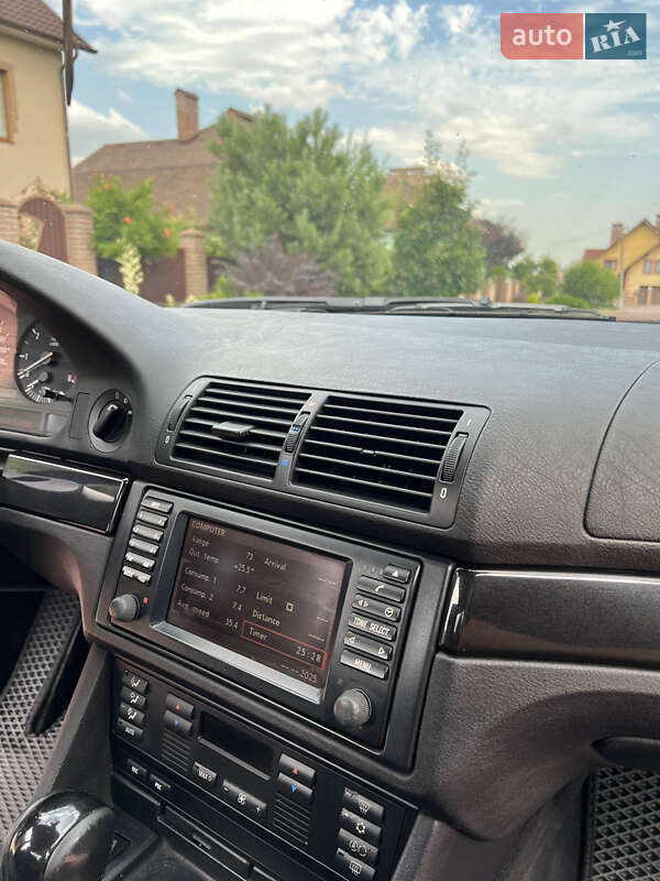 Седан BMW 5 Series 2002 в Чернівцях