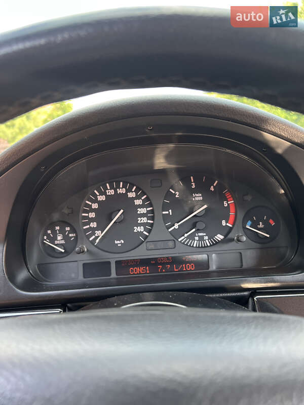 Седан BMW 5 Series 2002 в Чернівцях