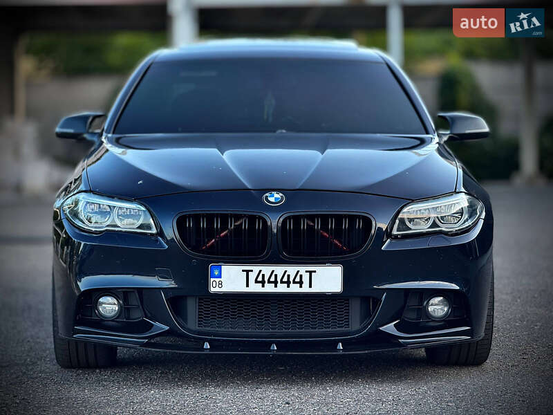 Седан BMW 5 Series 2014 в Запоріжжі