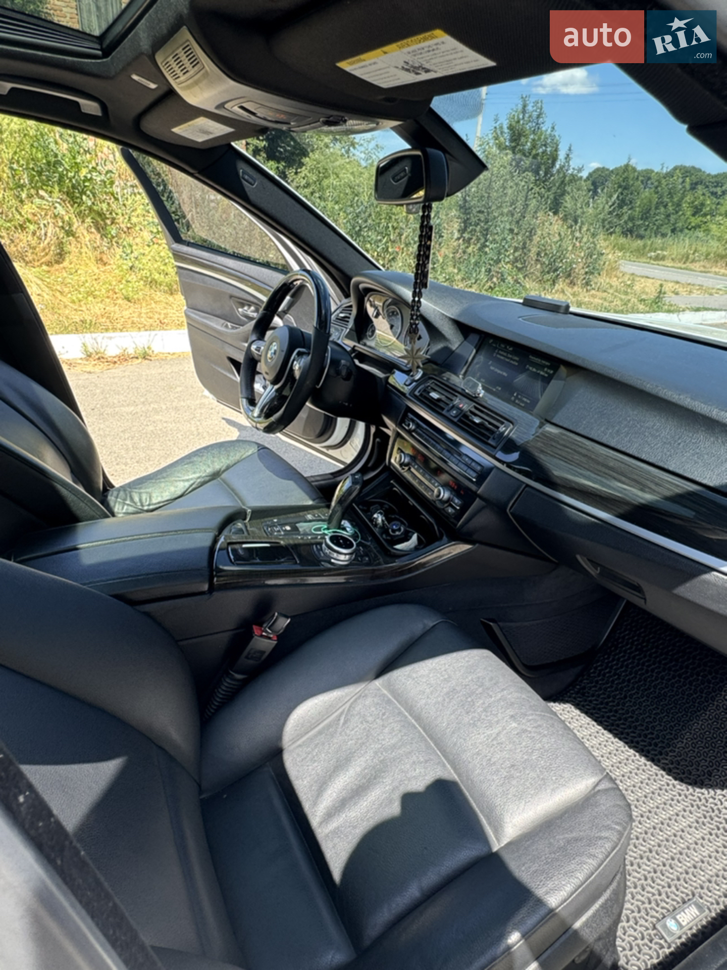 2012 BMW 5er - мініатюра 21