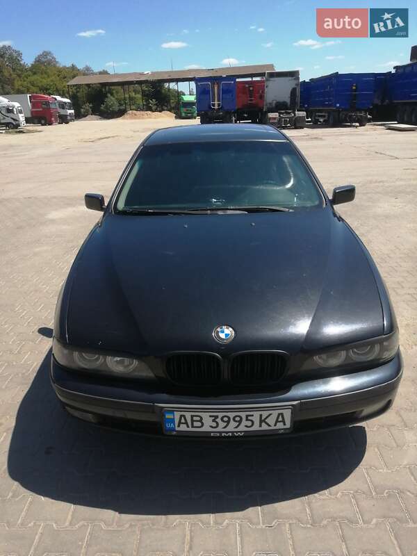 Седан BMW 5 Series 1996 в Виннице