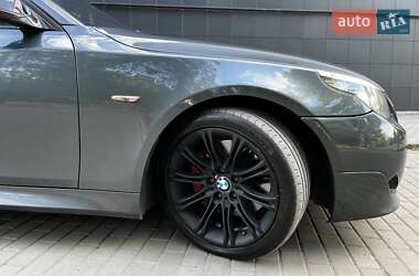 Седан BMW 5 Series 2010 в 