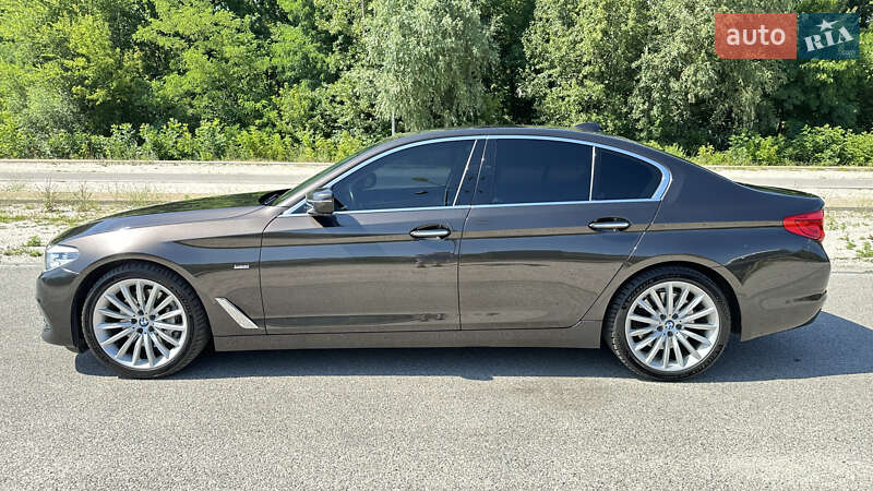 Седан BMW 5 Series 2017 в Дніпрі