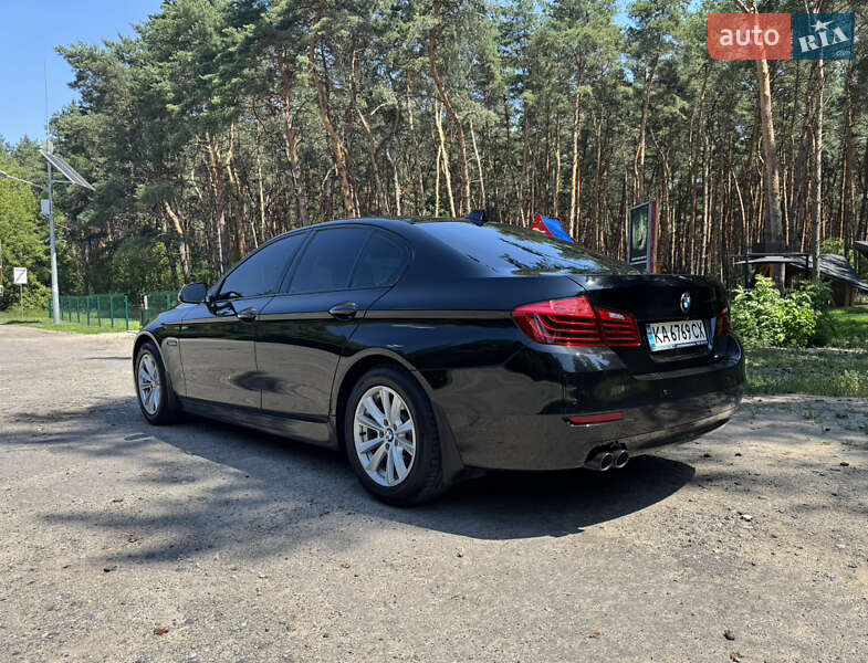 Седан BMW 5 Series 2014 в Кременчуці