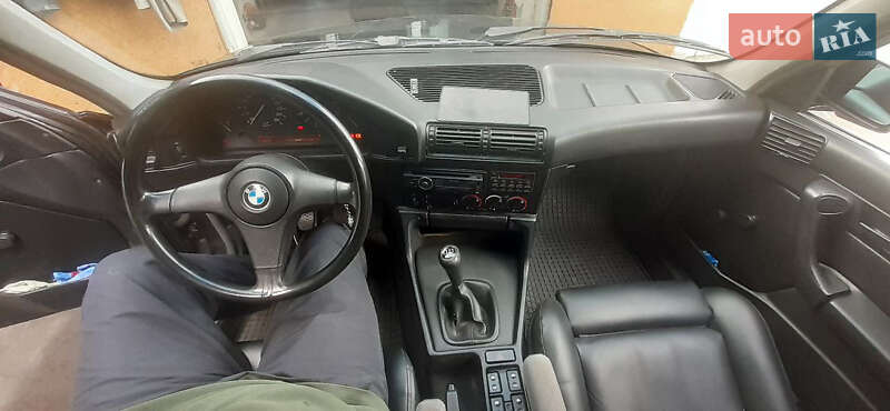 Седан BMW 5 Series 1990 в Криничках