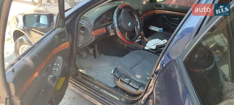 Универсал BMW 5 Series 1998 в Староказачьем фото 4 Универсал BMW 5 Series 1998 в Староказачьем