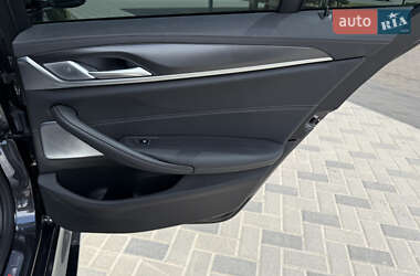 Седан BMW 5 Series 2020 в 