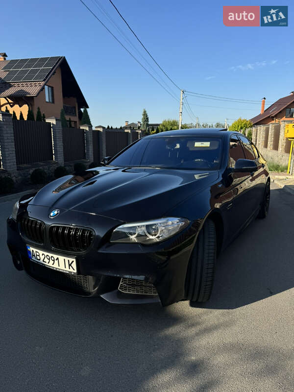 Седан BMW 5 Series 2013 в 