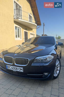 Седан BMW 5 Series 2011 в 