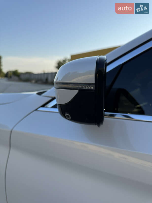 Седан BMW 5 Series 2017 в Одессе