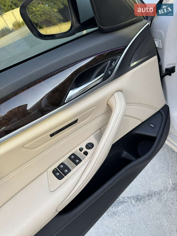 Седан BMW 5 Series 2017 в Одессе