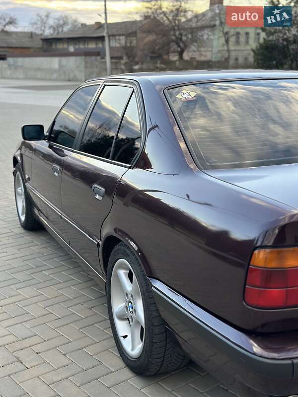Седан BMW 5 Series 1995 в Болграде