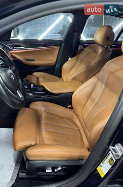 Седан BMW 5 Series 2019 в 