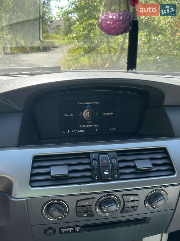 Седан BMW 5 Series 2003 в Киеве