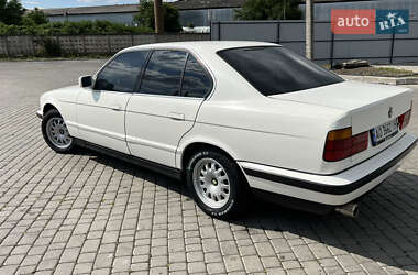 Седан BMW 5 Series 1990 в 