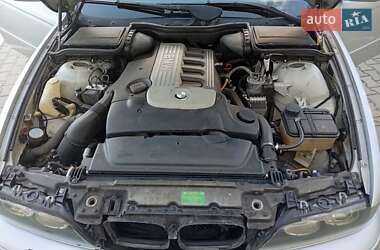 Универсал BMW 5 Series 2002 в  фото 18 Универсал BMW 5 Series 2002 в