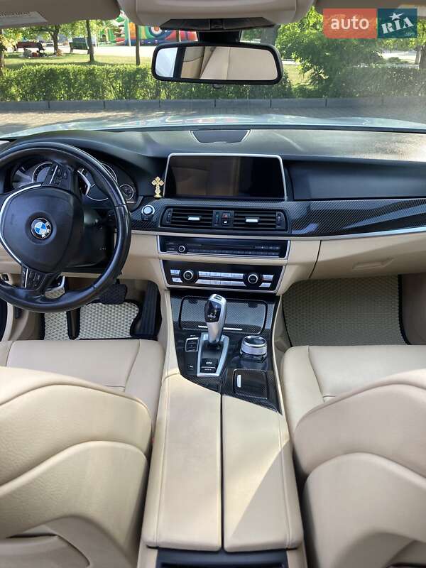 Седан BMW 5 Series 2012 в Каменском