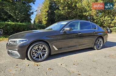 Седан BMW 5 Series 2018 в Львове