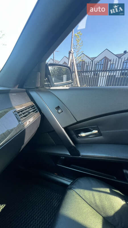 Седан BMW 5 Series 2004 в Белой Церкви