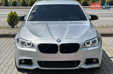 Седан BMW 5 Series 2015 в Ужгороде