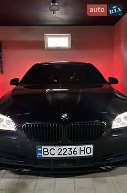 Седан BMW 5 Series 2011 в Львове
