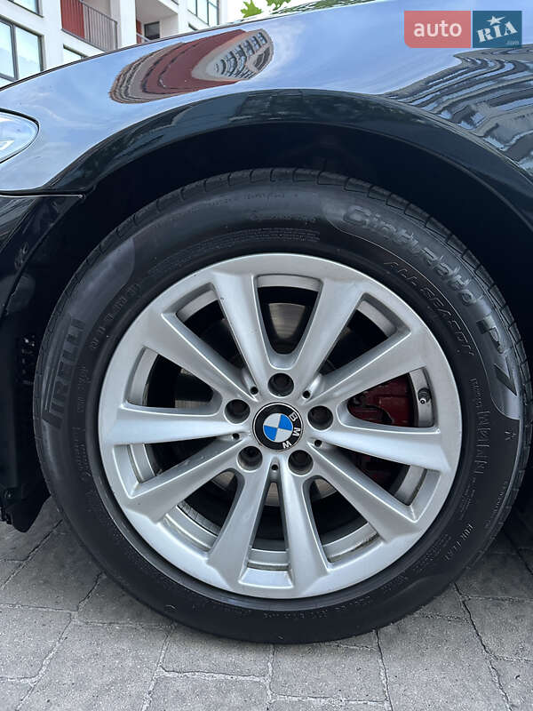 Седан BMW 5 Series 2014 в Львове