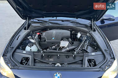 Седан BMW 5 Series 2013 в 